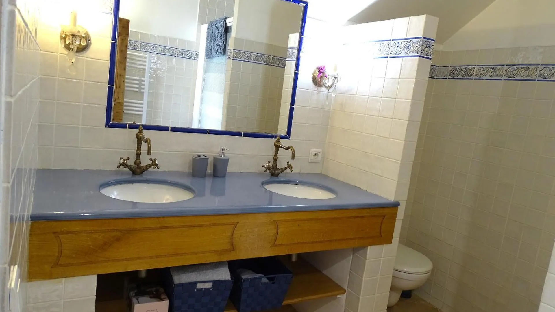 Logement Charme Provencal Cabannes Lejlighed