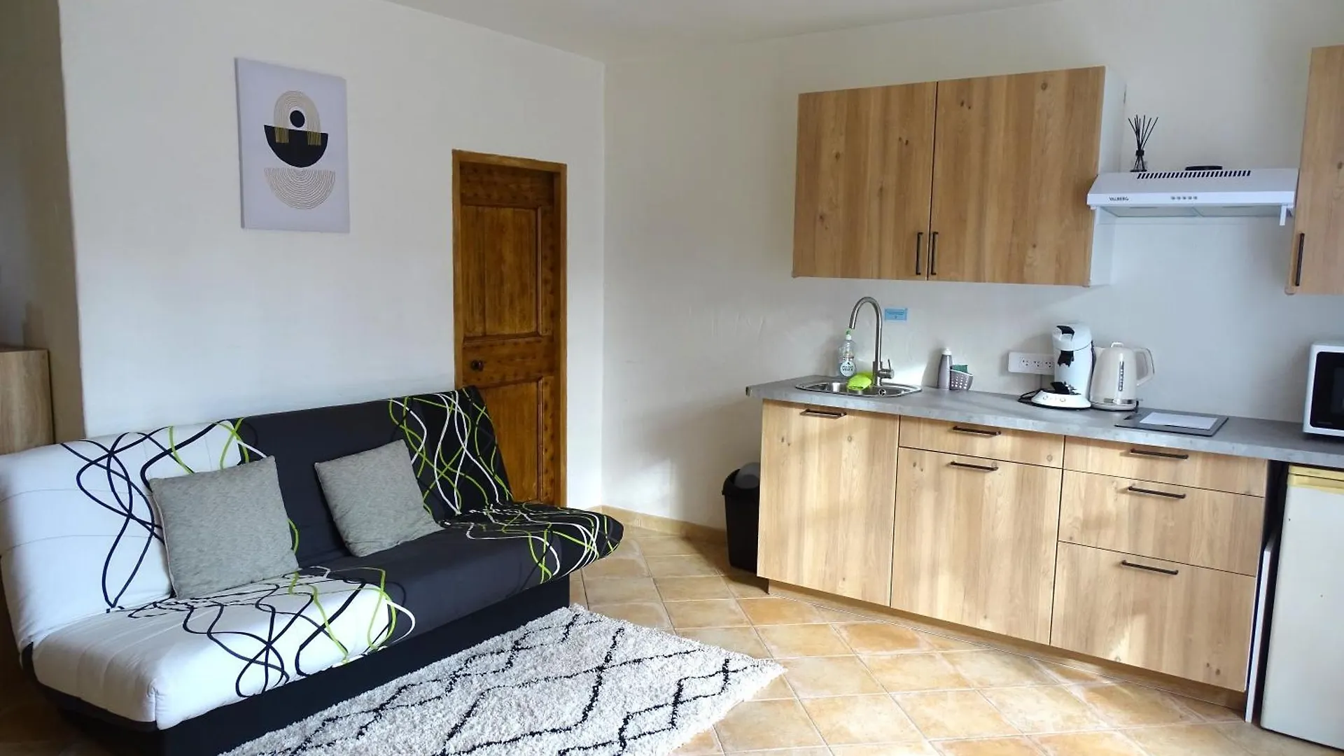 Logement Charme Provencal Cabannes 0*,  France