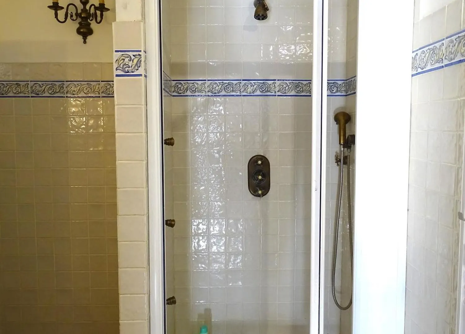 Logement Charme Provencal Cabannes 0*,  France